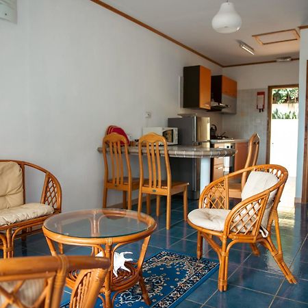 Cavern Apartments Баи-Сейнт-Энн Экстерьер фото